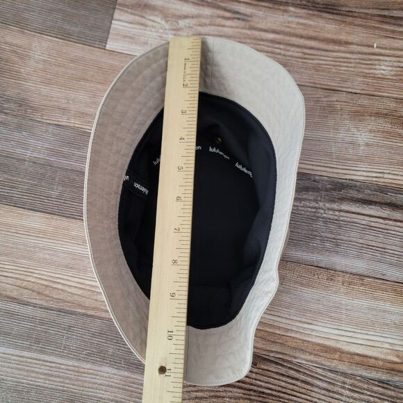 Lululemon Womens Beige Bucket Hat Rare One Size Sports Outdoor Casual EUC - Picture 7 of 12